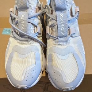 Nike Air Max Infinity